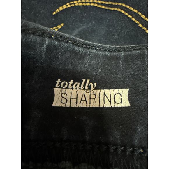 Levi's Totally Shaping Women's Mid Rise Pull On Skinny Leg Denim Jeans Pants 27 - Picture 5 of 7